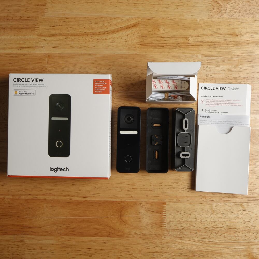 Logitech Circle View Wired WiFi Video Doorbell Apple HomeKit Black Complete